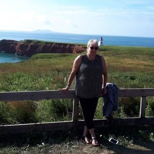 Meet your Posher, Diane